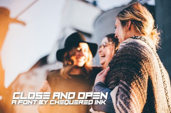 Close and Open: A Bold Typography Choice